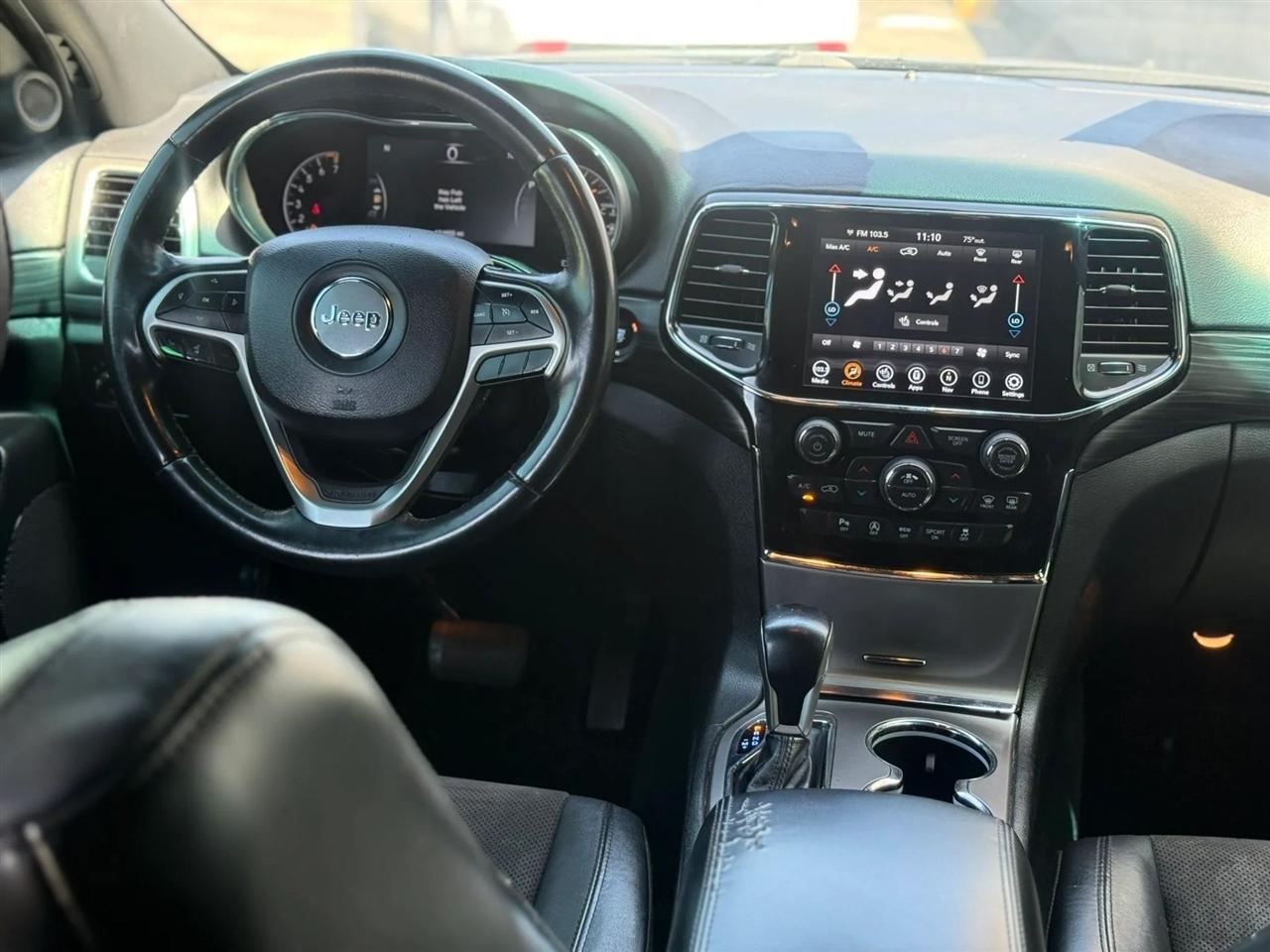 Jeep Grand Cherokee Laredo 2WD 2020