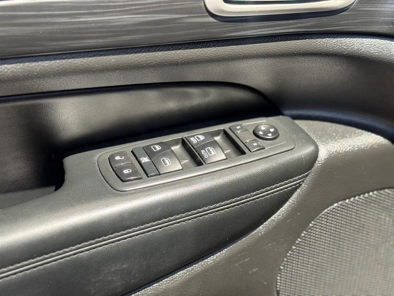 Jeep Grand Cherokee Laredo 2WD 2020