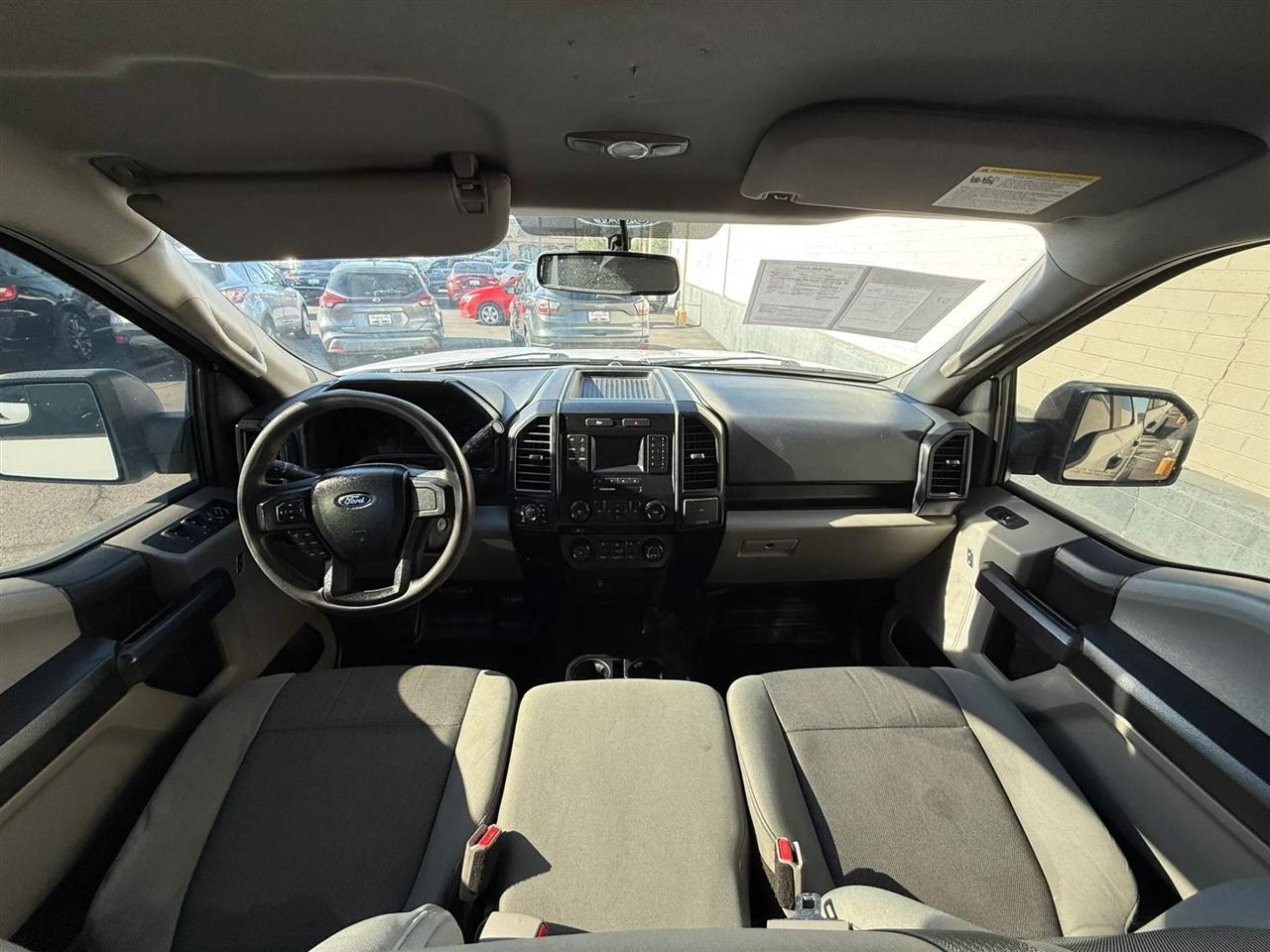 Ford F-150 XL SuperCrew 5.5-ft. Bed 4WD 2015