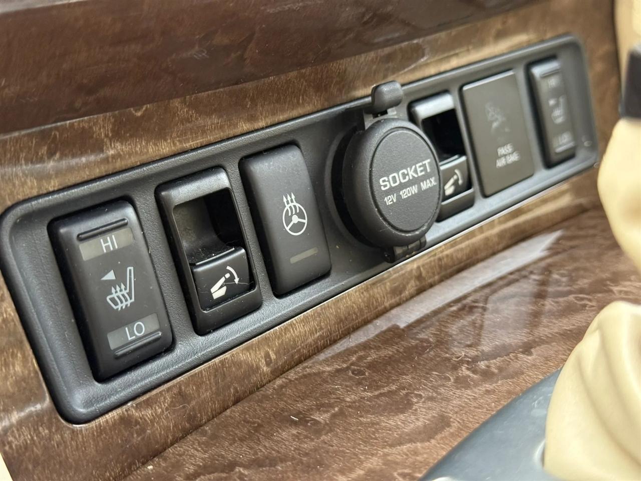 Infiniti QX80 2WD 2015