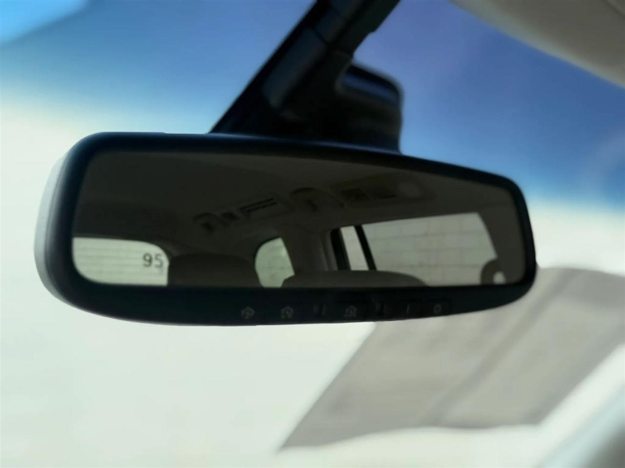 Infiniti QX80 2WD 2015