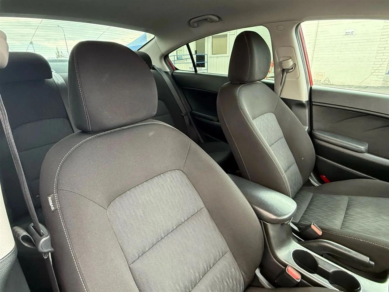 Kia Forte LX w/Popular Package 2016