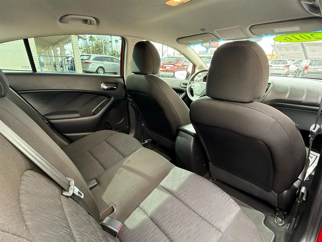 Kia Forte LX w/Popular Package 2016
