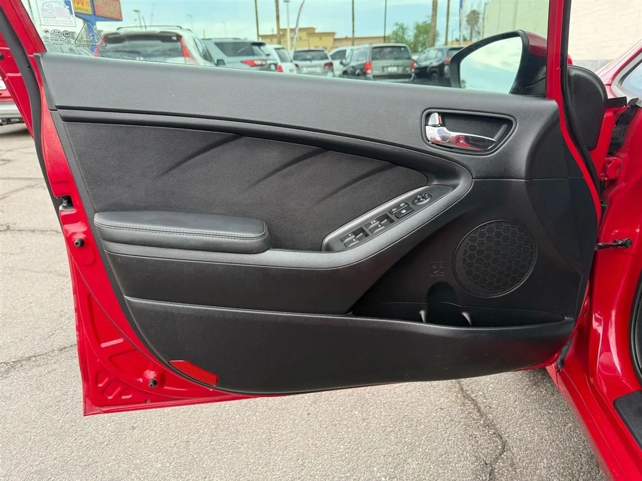 Kia Forte LX w/Popular Package 2016