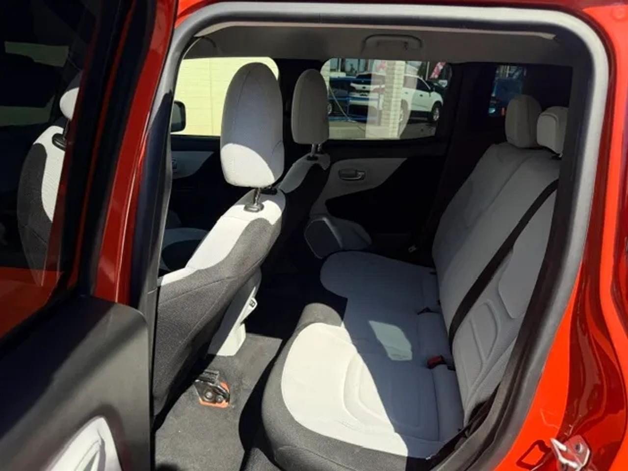Jeep Renegade Latitude FWD 2018