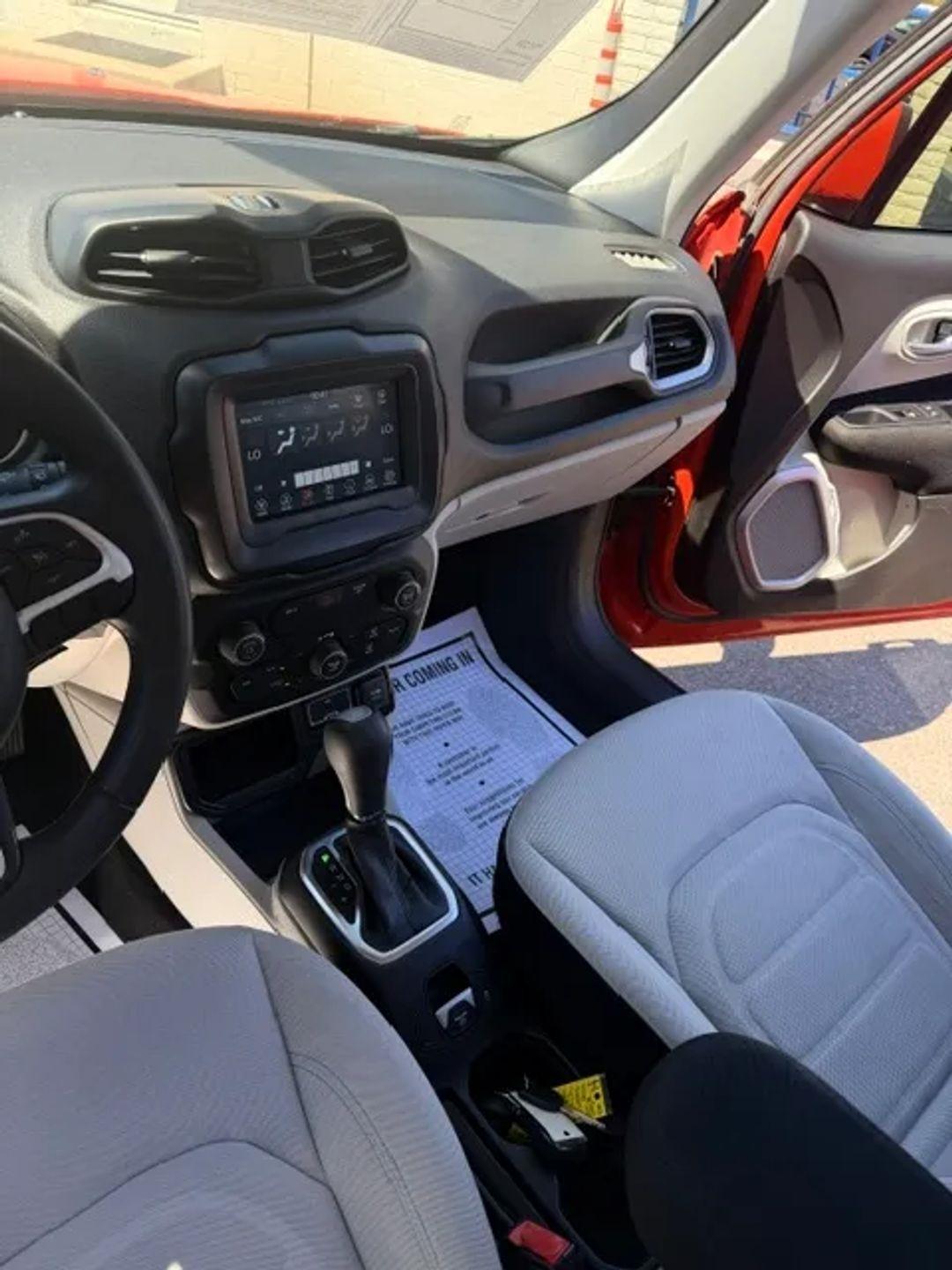 Jeep Renegade Latitude FWD 2018
