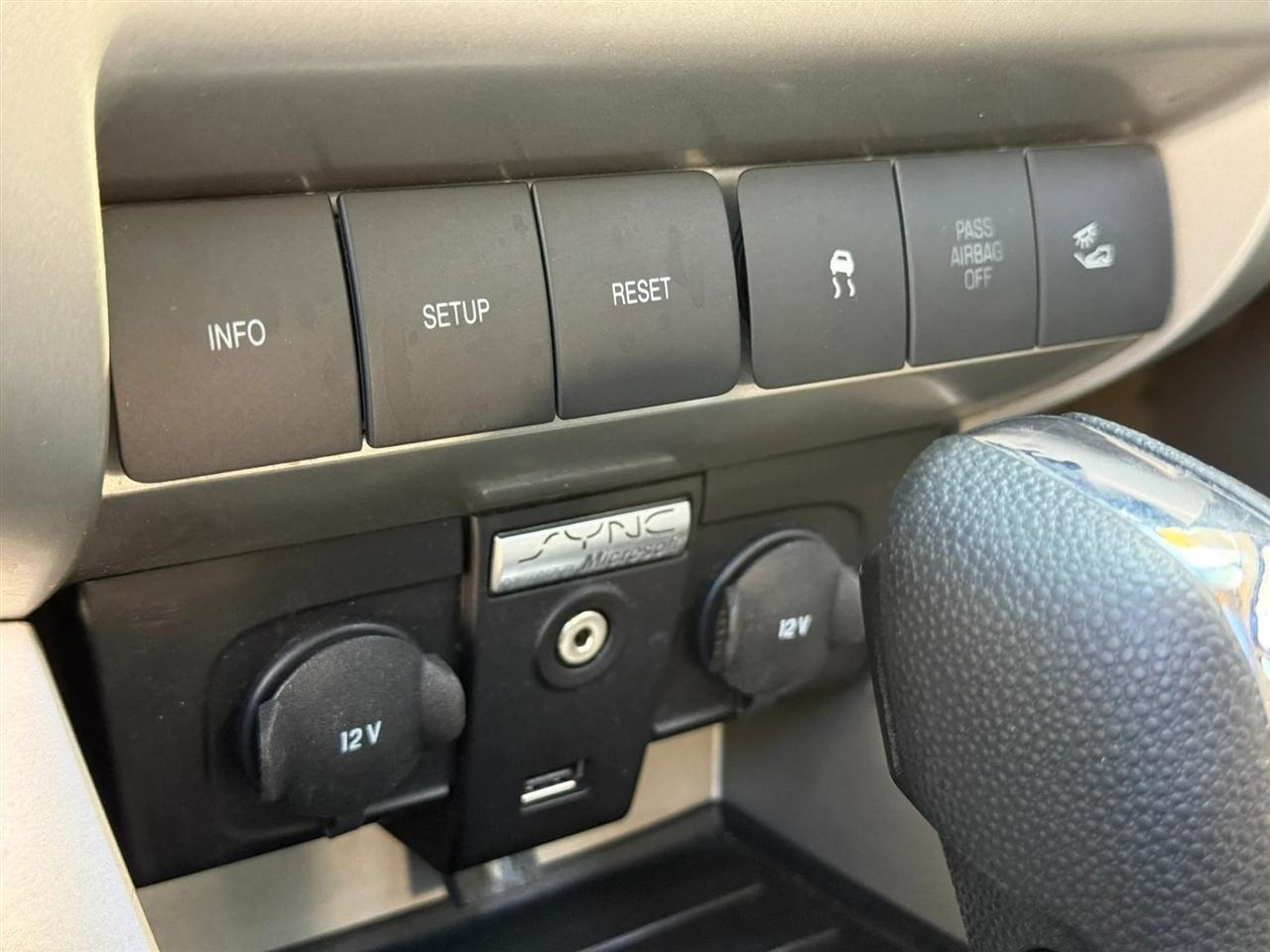 Ford Focus SES Sedan 2010