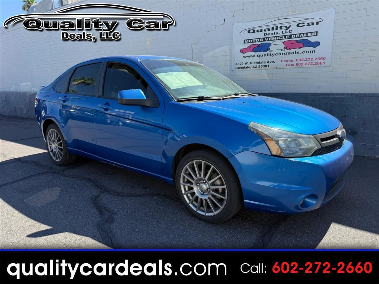 2010 Ford Focus SES's photo