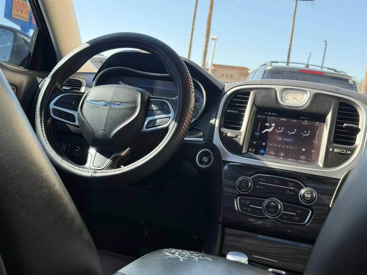 Chrysler 300 Touring L 2022