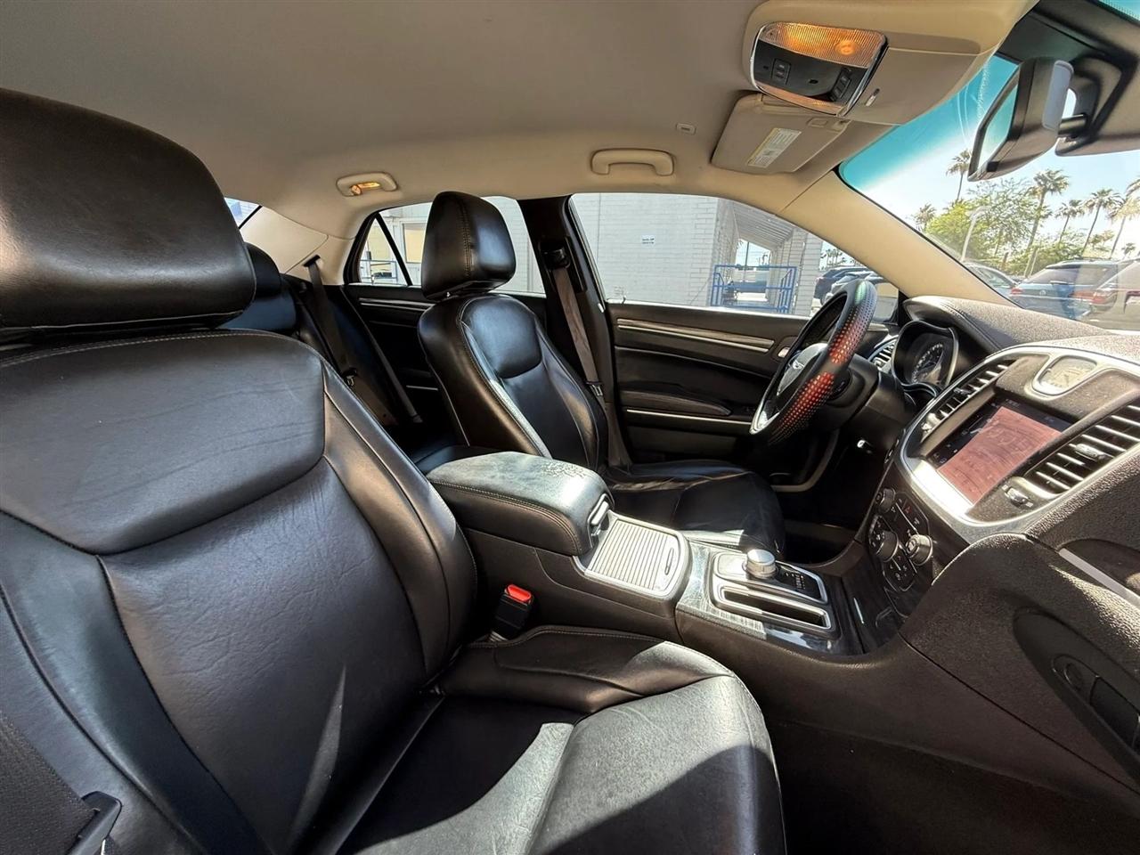 Chrysler 300 Touring L 2022