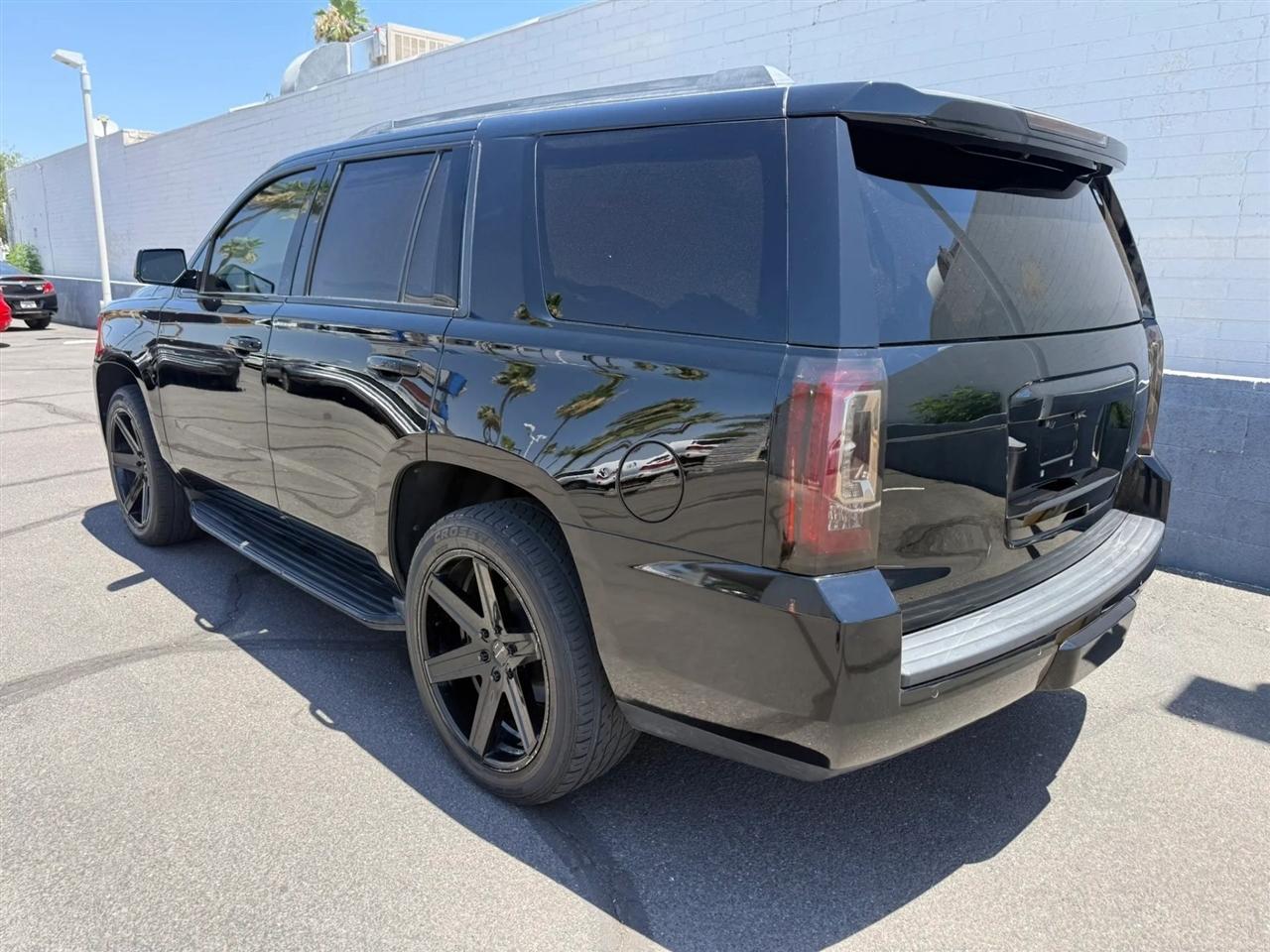 GMC Yukon SLT 2WD 2017