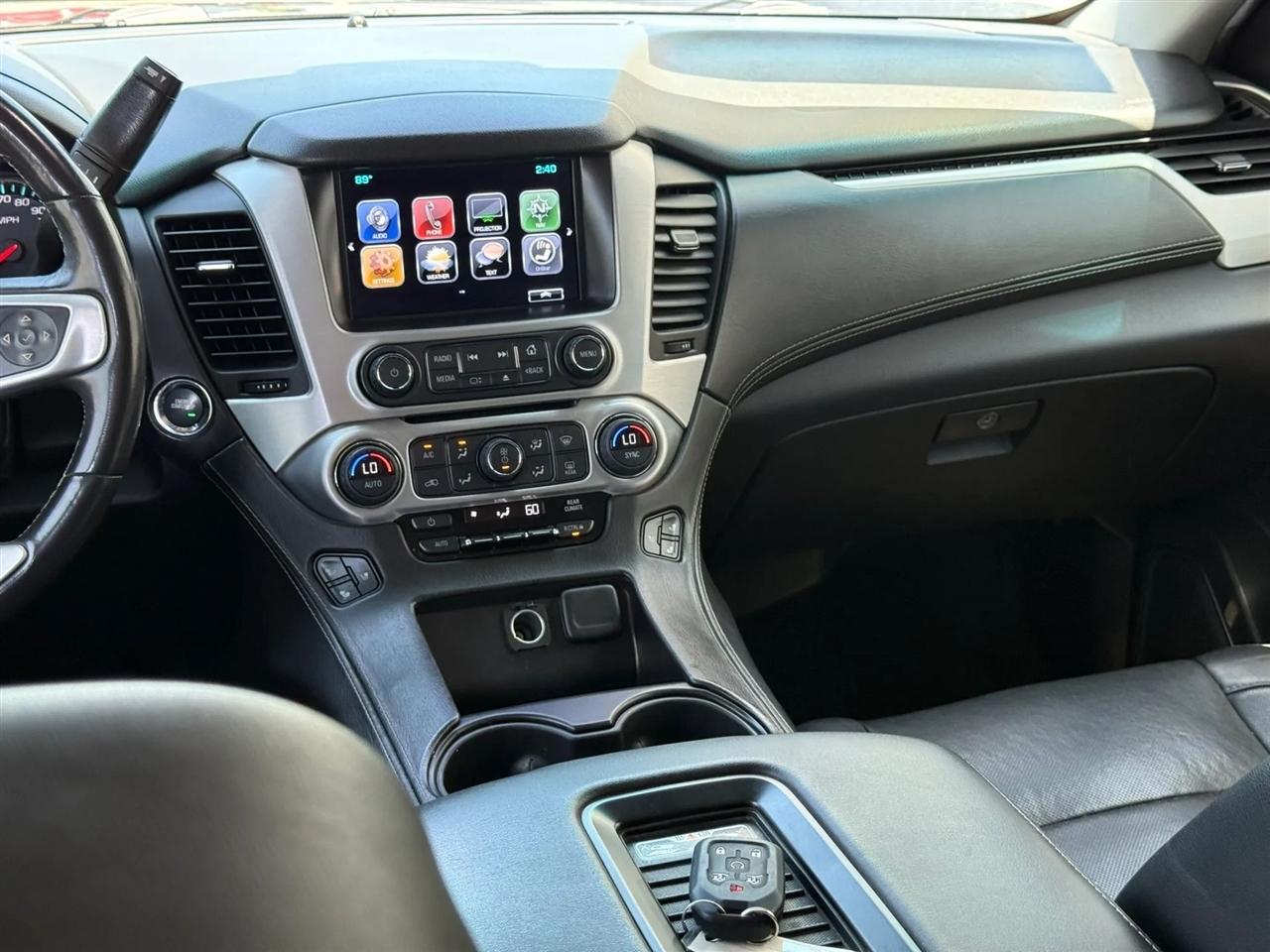 GMC Yukon SLT 2WD 2017