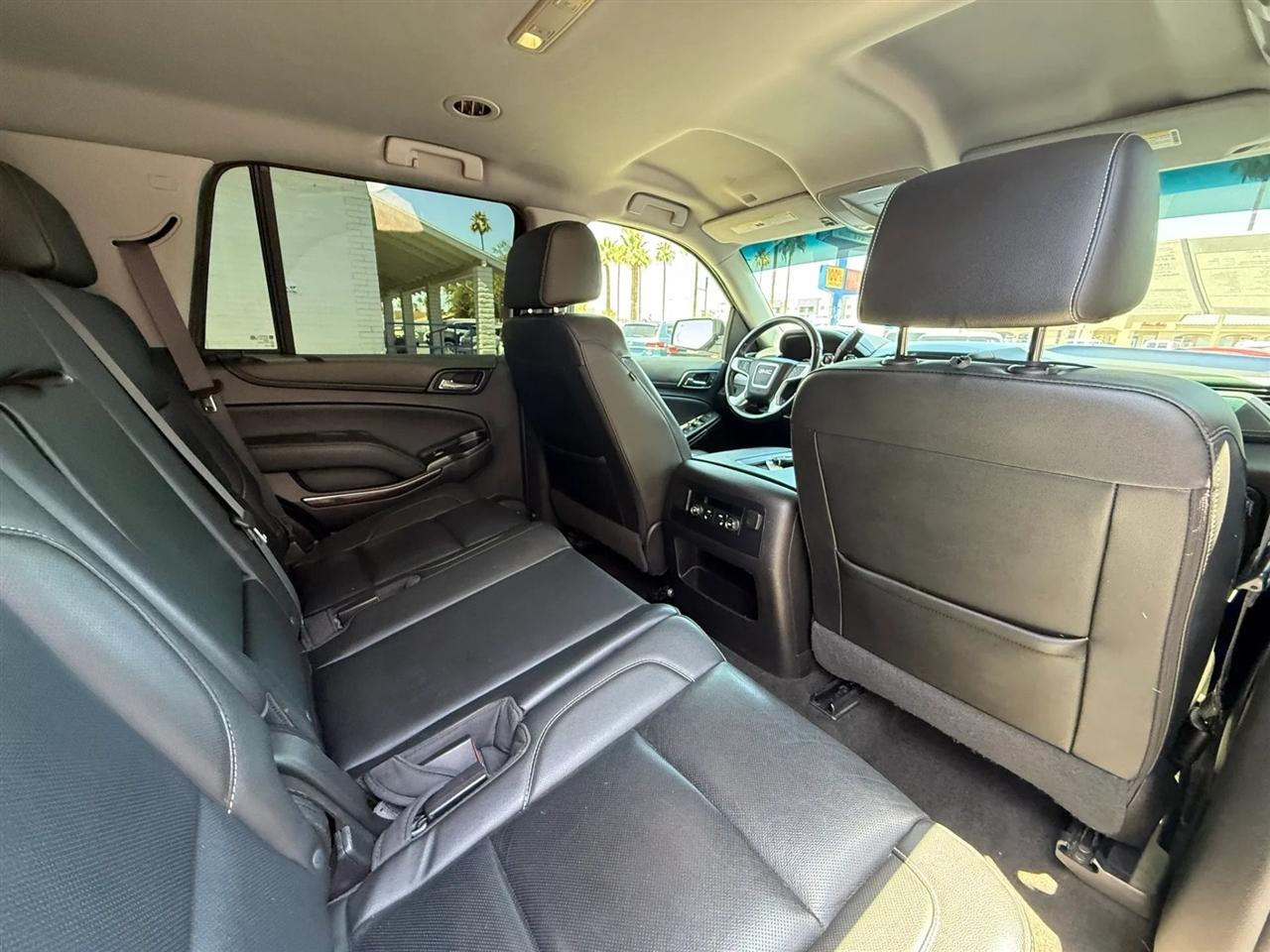 GMC Yukon SLT 2WD 2017