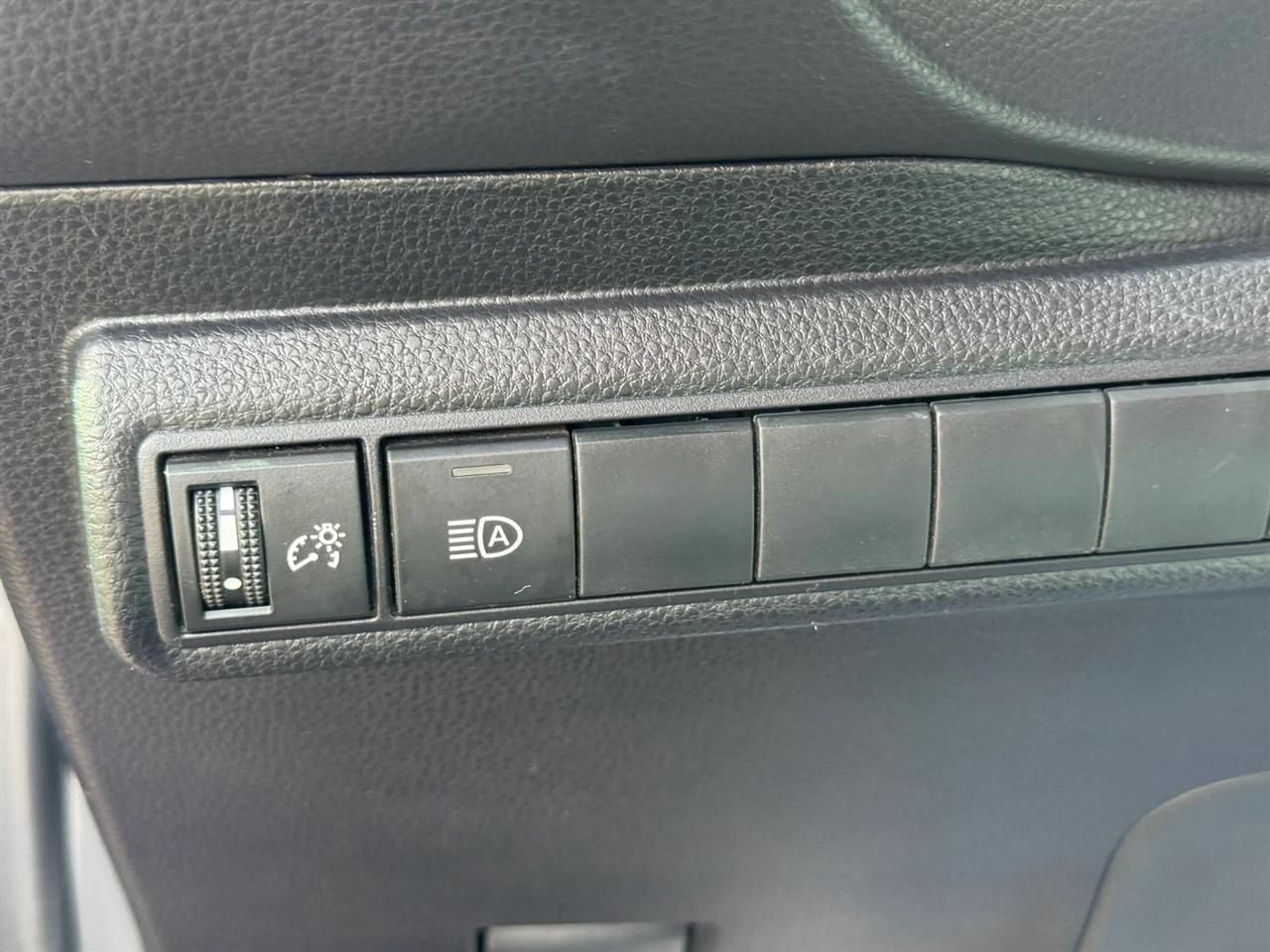 Toyota Corolla XSE Hatchback 2023
