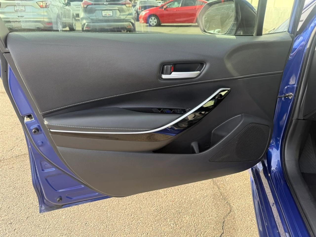 Toyota Corolla XSE Hatchback 2023