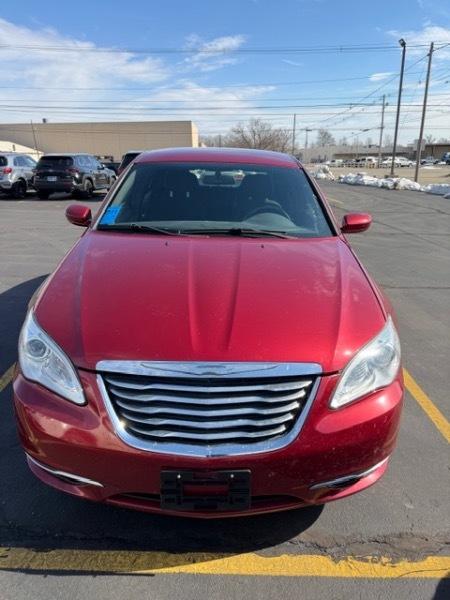 Chrysler 200 Touring 2011
