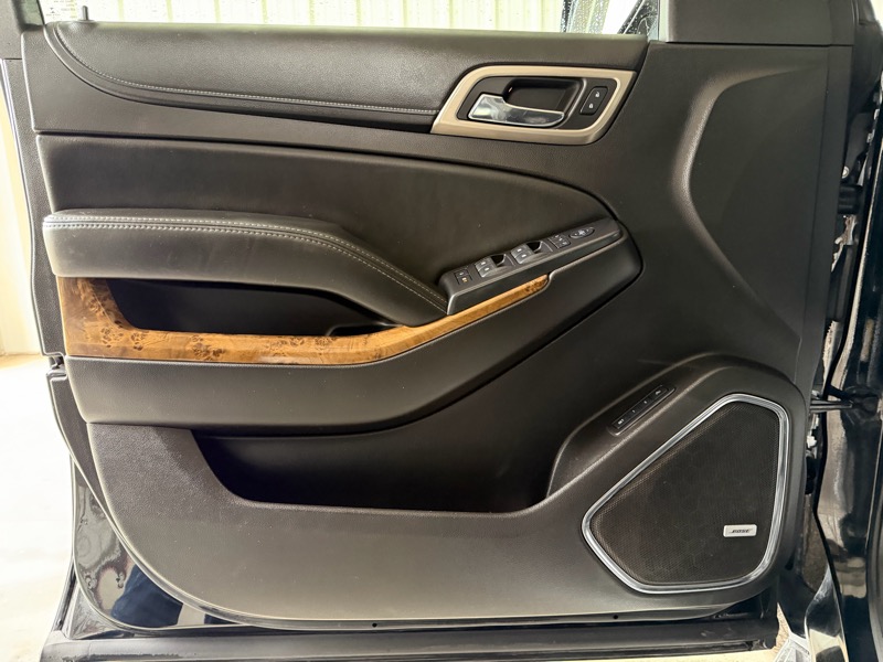 GMC Yukon Denali 4WD 2015