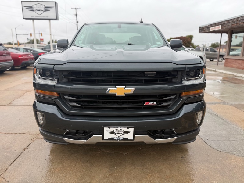 Chevrolet Silverado 1500 LT Z71 Crew Cab 4WD 2018 Chevrolet Silverado 1500 LT Z71 Crew Cab 4WD 2018