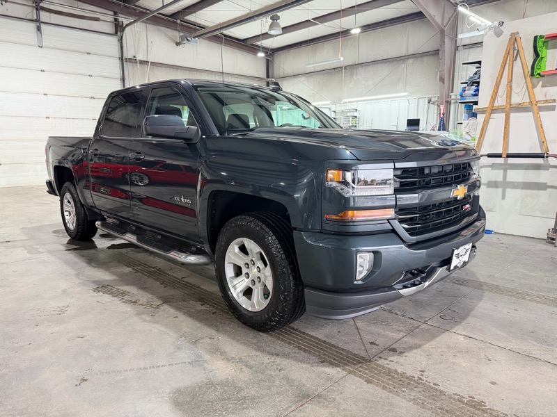 Chevrolet Silverado 1500 LT Z71 Crew Cab 4WD 2018 Chevrolet Silverado 1500 LT Z71 Crew Cab 4WD 2018