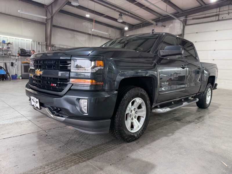 Chevrolet Silverado 1500 LT Z71 Crew Cab 4WD 2018 Chevrolet Silverado 1500 LT Z71 Crew Cab 4WD 2018
