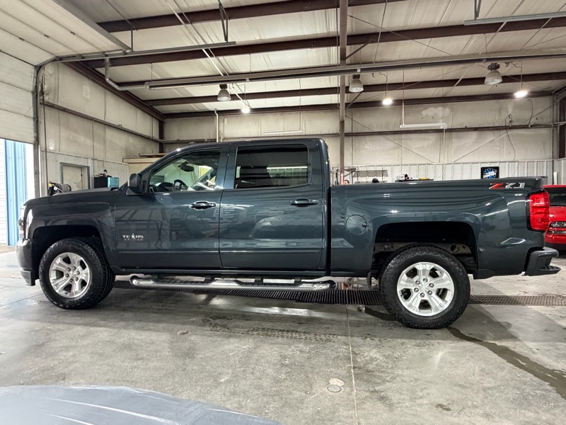 Chevrolet Silverado 1500 LT Z71 Crew Cab 4WD 2018 Chevrolet Silverado 1500 LT Z71 Crew Cab 4WD 2018