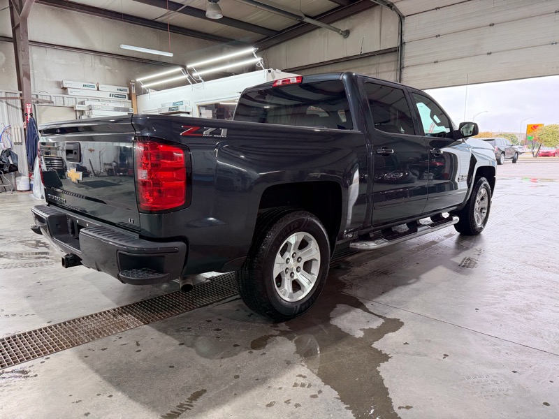 Chevrolet Silverado 1500 LT Z71 Crew Cab 4WD 2018 Chevrolet Silverado 1500 LT Z71 Crew Cab 4WD 2018
