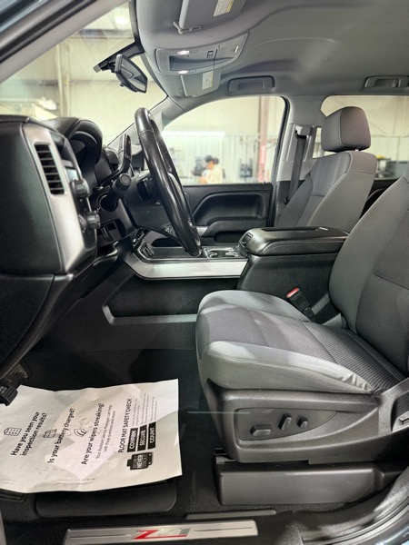 Chevrolet Silverado 1500 LT Z71 Crew Cab 4WD 2018 Chevrolet Silverado 1500 LT Z71 Crew Cab 4WD 2018