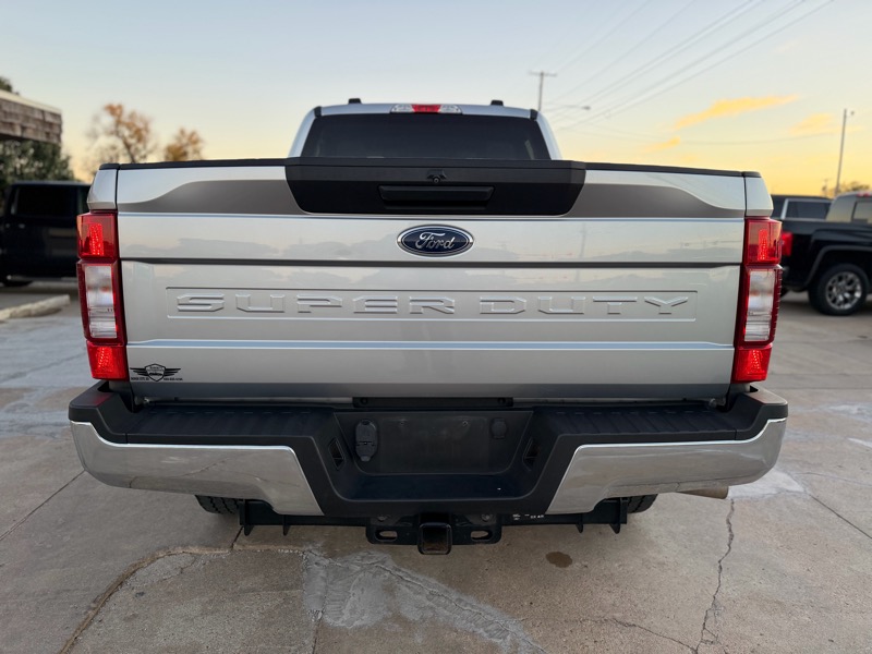 Ford F-250 SD XLT Crew Cab SWB 4WD 2022 Ford F-250 SD XLT Crew Cab SWB 4WD 2022