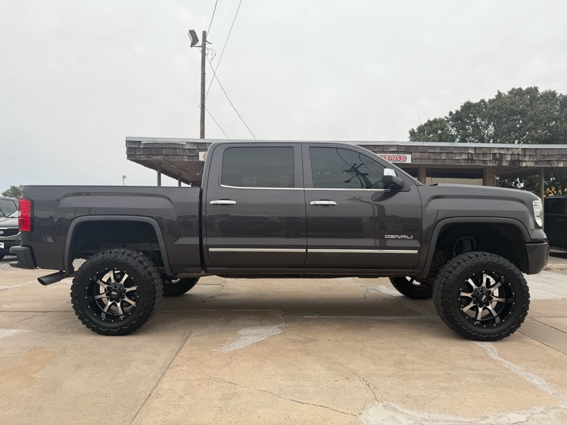 GMC Sierra 1500 Denali Crew Cab Long Box 4WD 2015 GMC Sierra 1500 Denali Crew Cab Long Box 4WD 2015