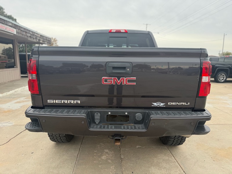 GMC Sierra 1500 Denali Crew Cab Long Box 4WD 2015 GMC Sierra 1500 Denali Crew Cab Long Box 4WD 2015