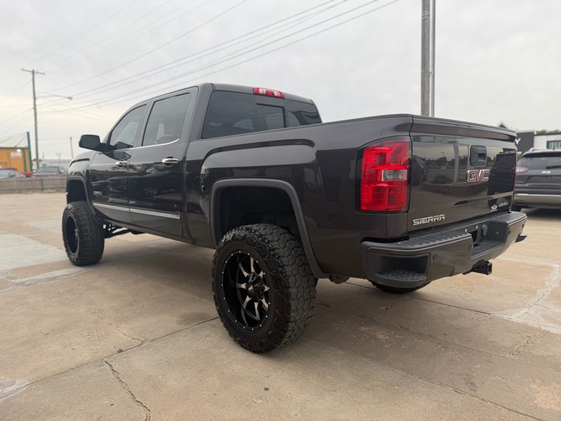 GMC Sierra 1500 Denali Crew Cab Long Box 4WD 2015 GMC Sierra 1500 Denali Crew Cab Long Box 4WD 2015