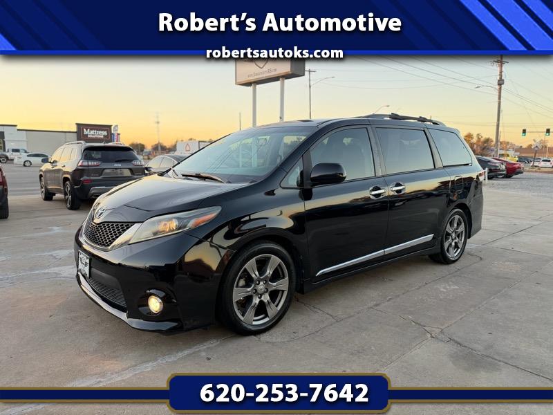 2017 Toyota Sienna SE 8-Passenger