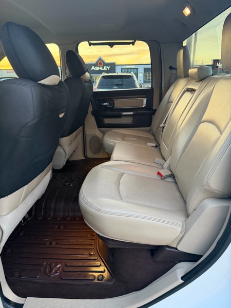 RAM 1500 Laramie Crew Cab SWB 4WD 2015