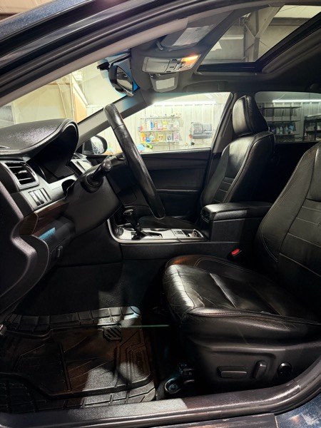 Toyota Camry XLE V6 2015