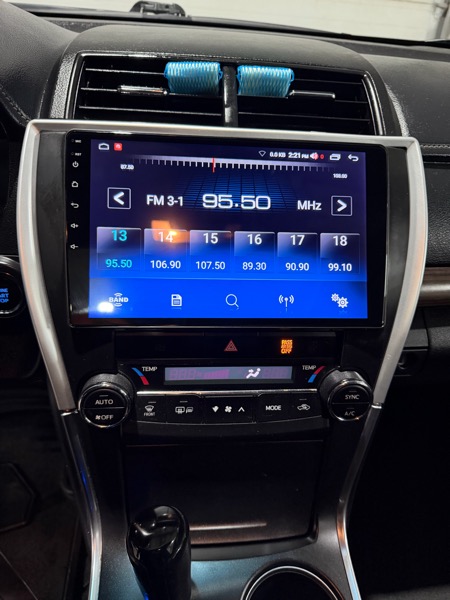 Toyota Camry XLE V6 2015