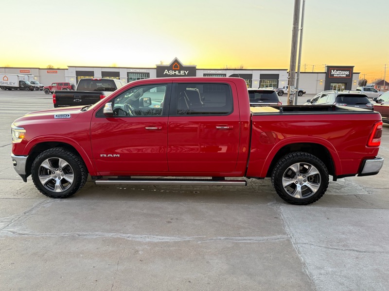 RAM 1500 Laramie Crew Cab SWB 4WD 2019
