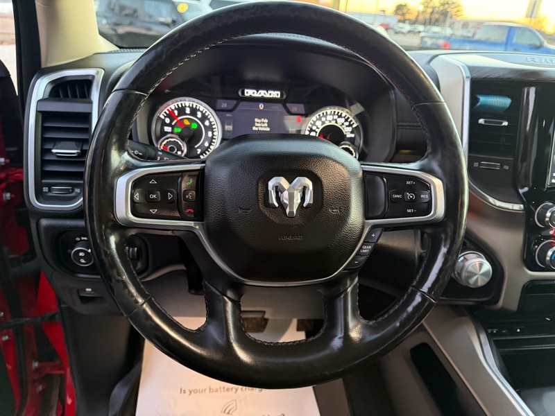 RAM 1500 Laramie Crew Cab SWB 4WD 2019