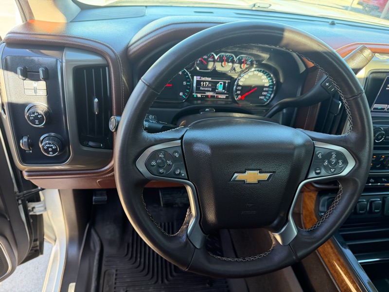 Chevrolet Silverado 1500 High Country Crew Cab 4WD 2015