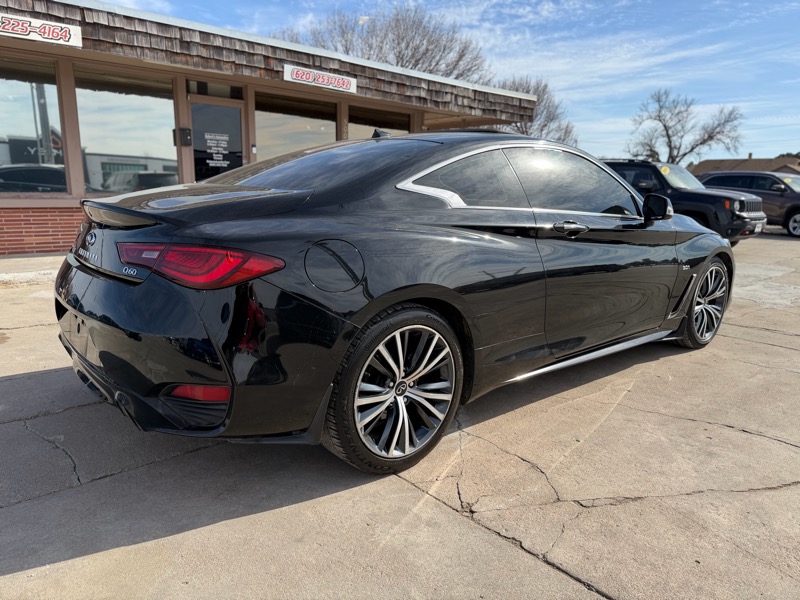 Infiniti Q60 3.0t LUXE AWD 2020