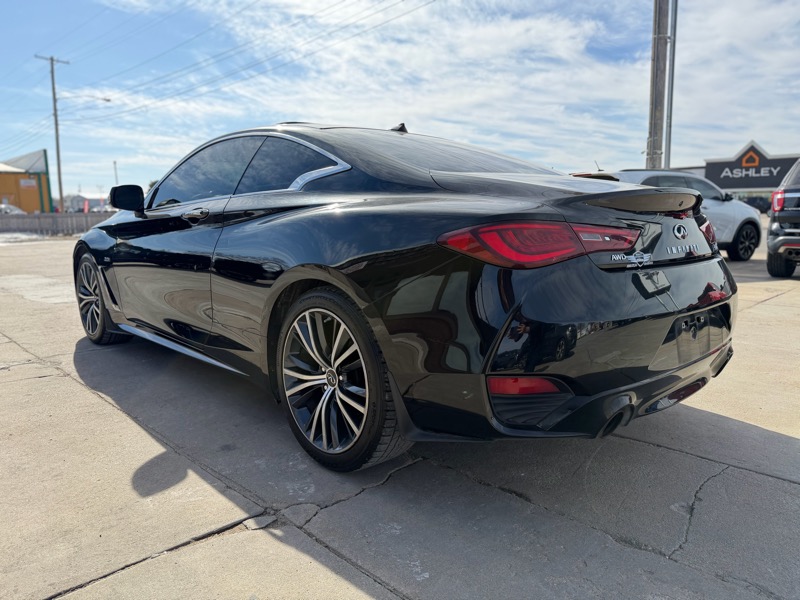 Infiniti Q60 3.0t LUXE AWD 2020