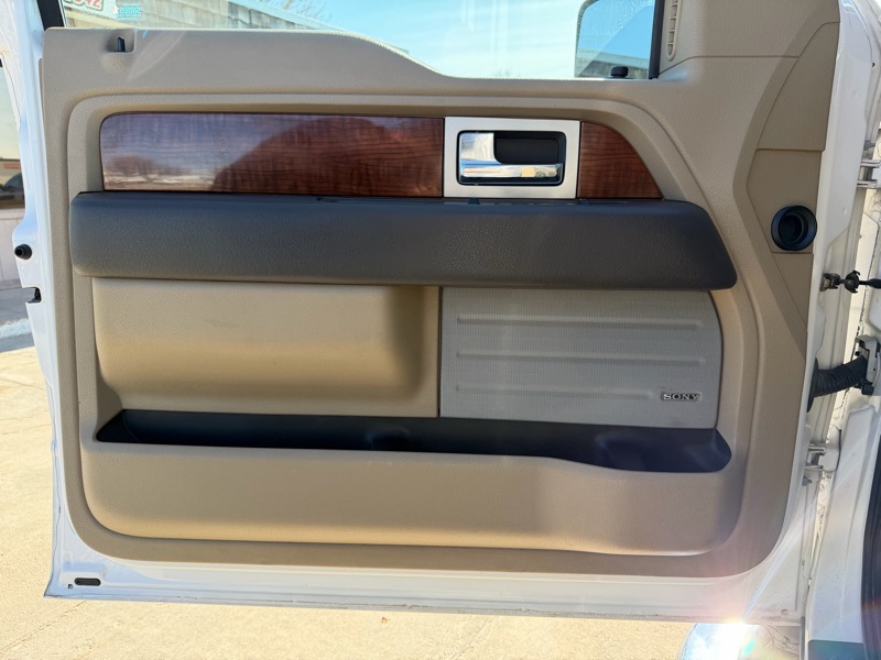 Ford F-150 Lariat SuperCrew 5.5-ft. Bed 4WD 2010