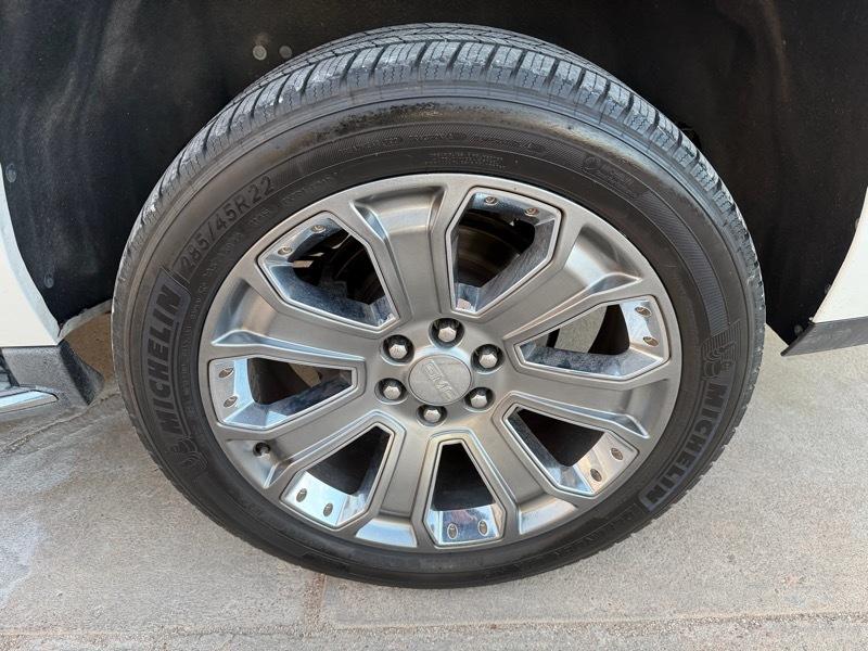 GMC Yukon XL Denali 4WD 2016