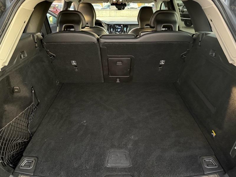 Volvo XC60 T6 Momentum AWD 2019