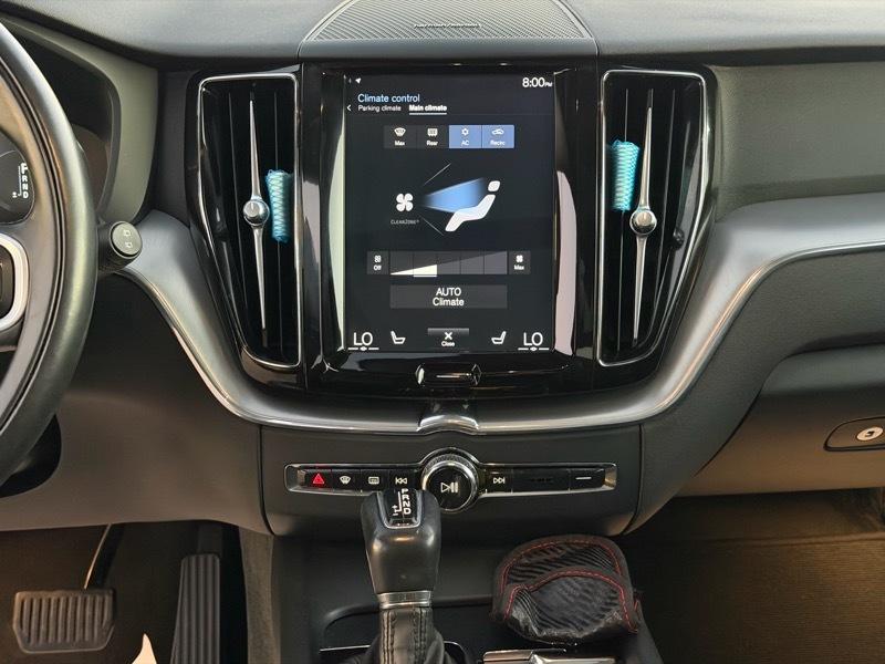 Volvo XC60 T6 Momentum AWD 2019