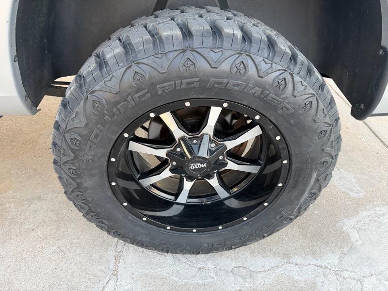 RAM 1500 SLT Crew Cab SWB 4WD 2016