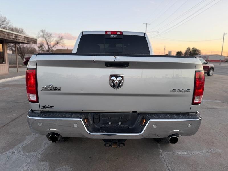 RAM 1500 SLT Crew Cab SWB 4WD 2016