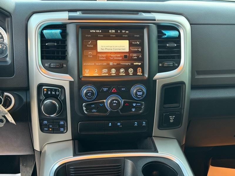 RAM 1500 SLT Crew Cab SWB 4WD 2016