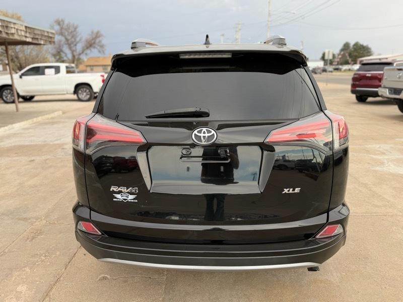 Toyota RAV4 XLE FWD 2018