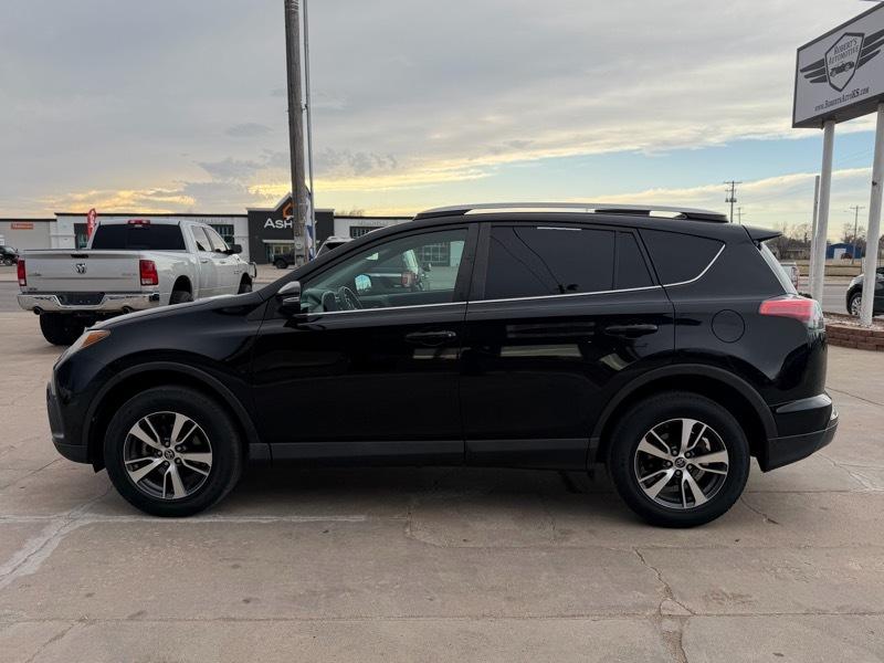Toyota RAV4 XLE FWD 2018