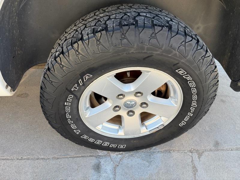 RAM 1500 SLT Quad Cab 2WD 2012